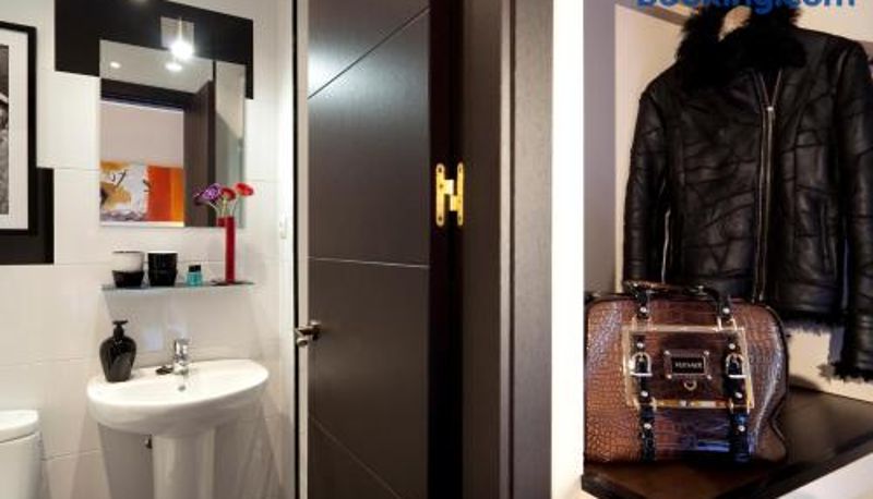 Salle de bain - THC Tirso Molina Hostel