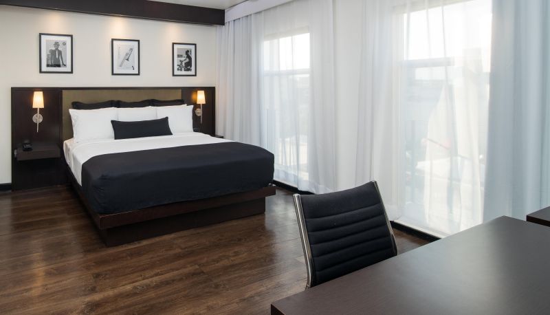 Info - S Hotel Kingston