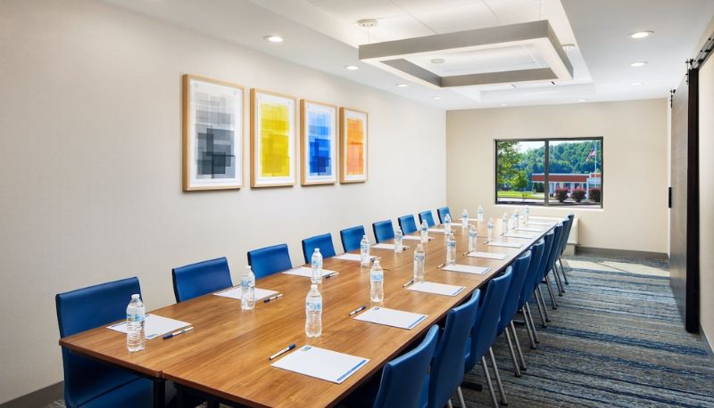 Meetingzimmer - Holiday Inn Express & Suites WHEELING by IHG