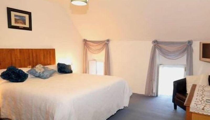 Suite - Salmon Leap Farm B&B