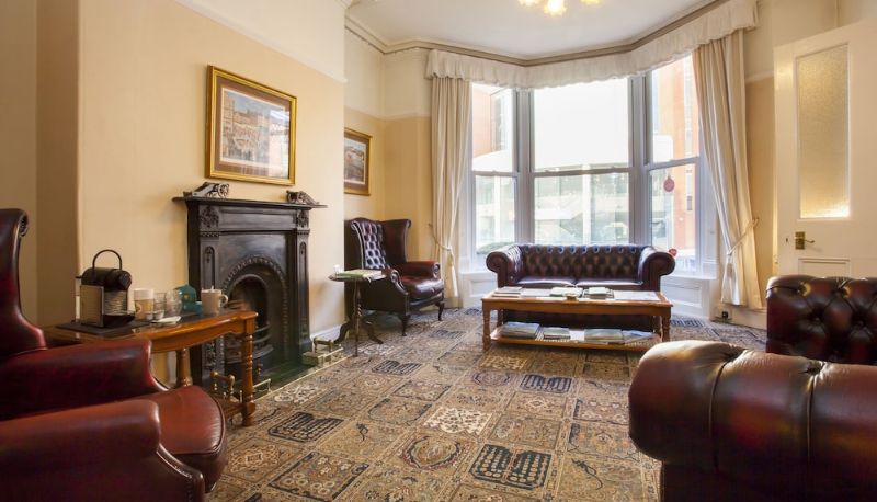 Salón - The Camberley
