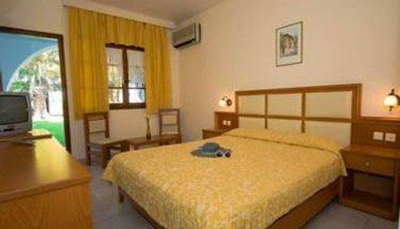 Camera - Porfi Beach Hotel