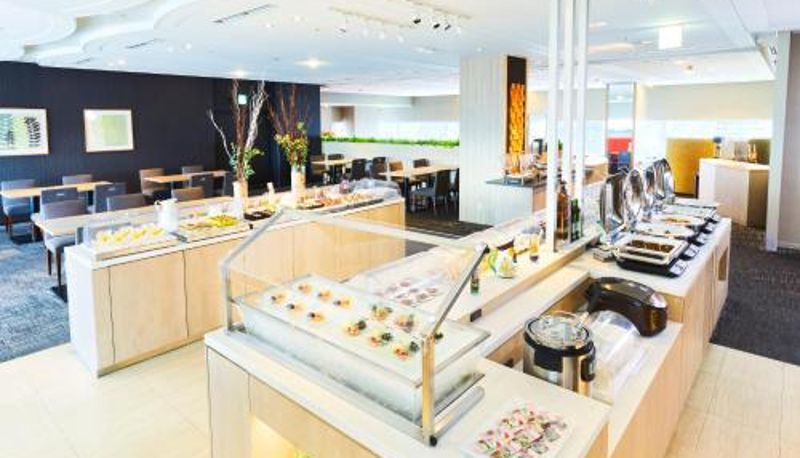 Salle de petit-déjeuner dans le restaurant - Miyako City Osaka Tennoji