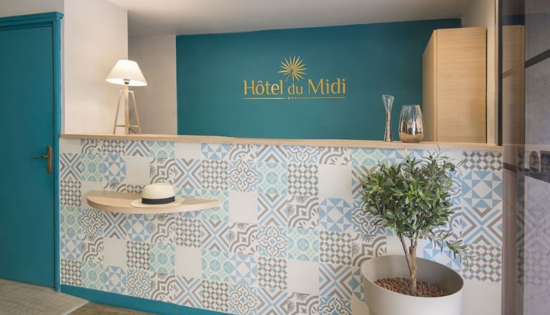 Réception - Hôtel du Midi