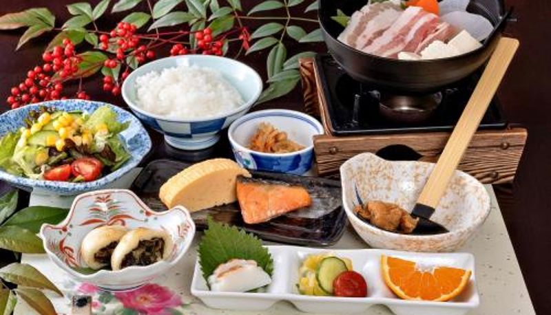 Frühstücksraum innerhalb des Restaurants - Oyado Tsuruya