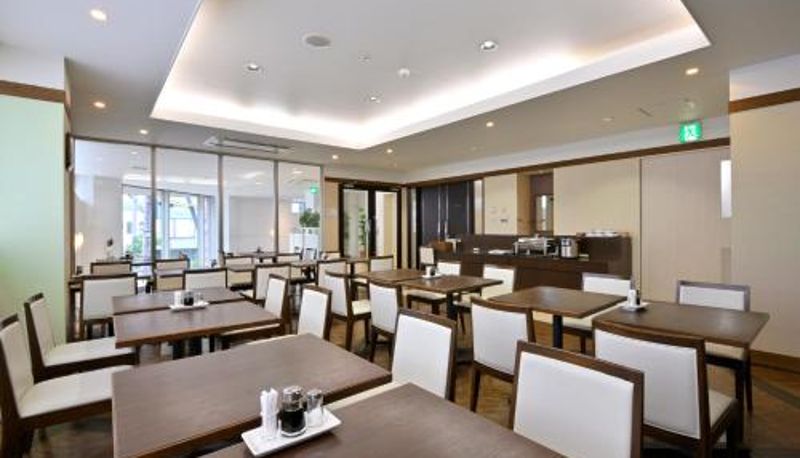 Frühstücksraum innerhalb des Restaurants - Saijo Urban Hotel