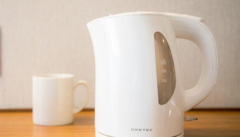 Camera - Super Hotel Tokyo Otsuka