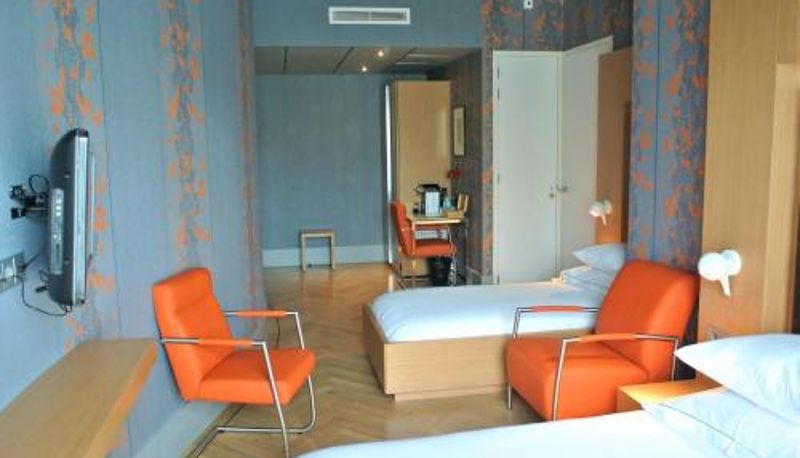 Tripla - Amadi Park Hotel