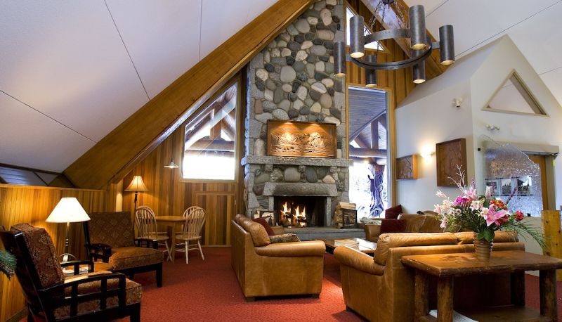 Salón - Manning Park Resort