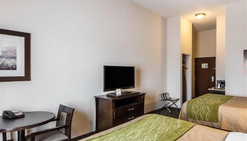 Zimmer - Comfort Inn & Suites Alva
