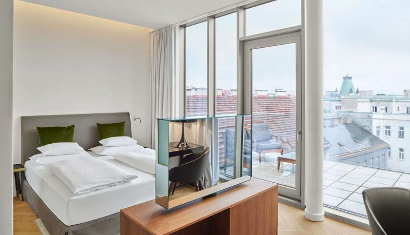 Suite - Crowne Plaza VIENNA by IHG