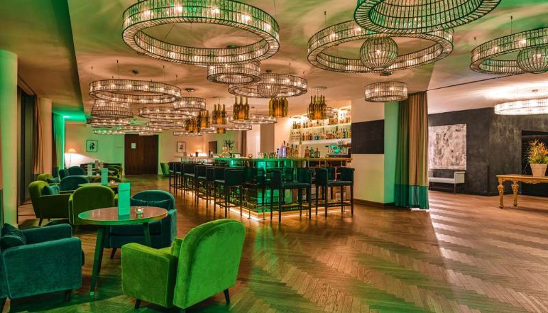 Bar - Crowne Plaza VIENNA by IHG