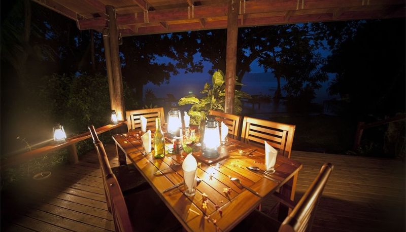 Ristorante - Matava - Fiji...Untouched