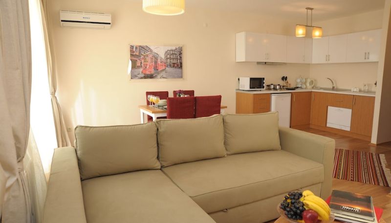 Suite - Three Apples Residence