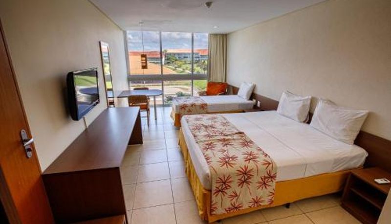 Tripla - Villa Hípica Resort