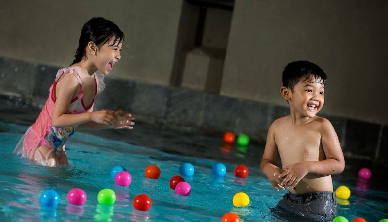 Piscina - Hotel Santika Bengkulu