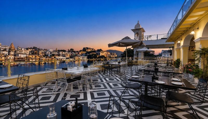 レストラン - Hotel Sarovar on Lake Pichola