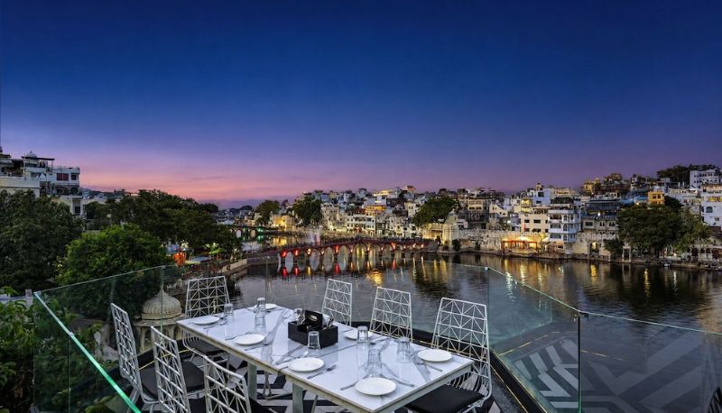 レストラン - Hotel Sarovar on Lake Pichola