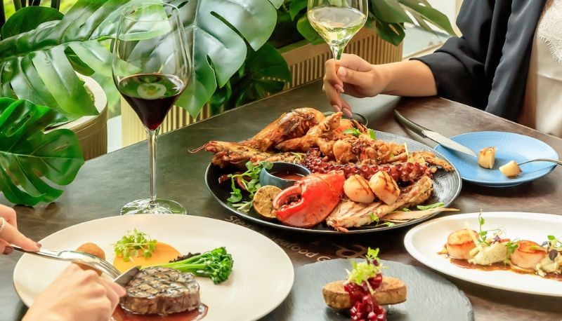 Restaurant - Resorts World Sentosa - Hotel Michael