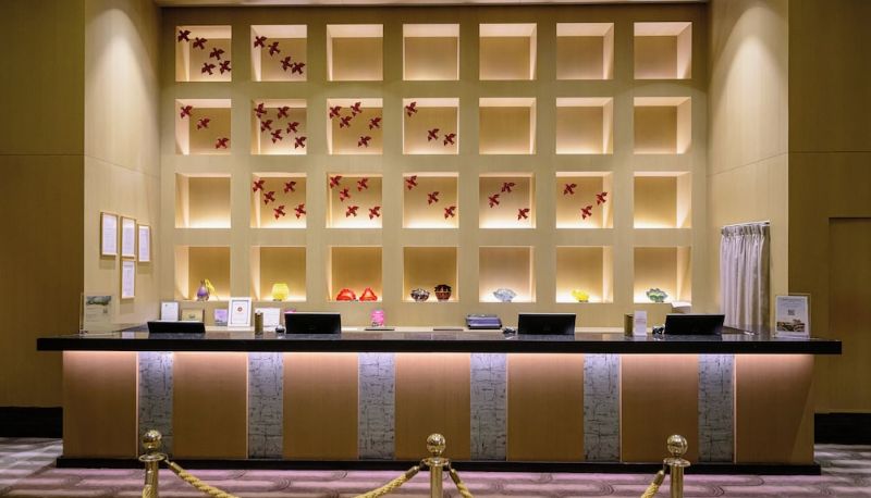 Recepción - Resorts World Sentosa - Hotel Michael