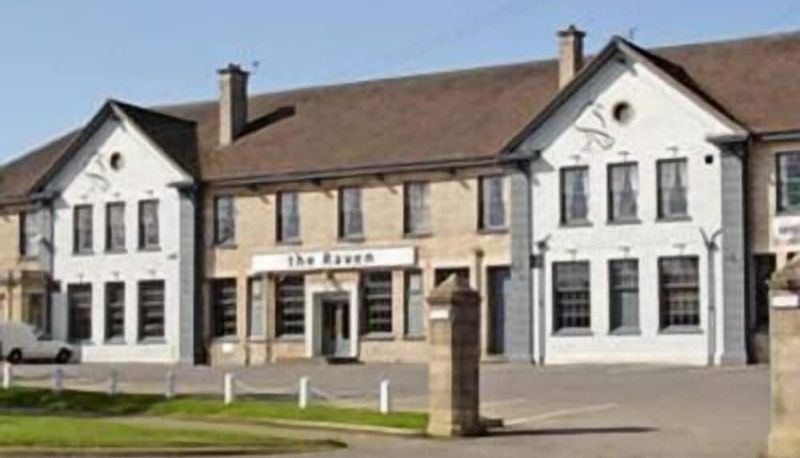 Info - The Raven Hotel - Inn