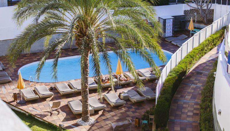 Pool - Jacarandas Beach