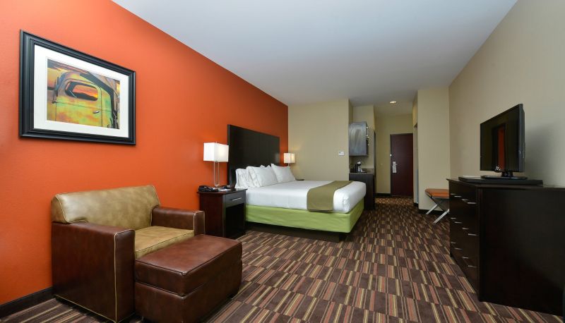 Camera - Holiday Inn Express & Suites ALVA by IHG