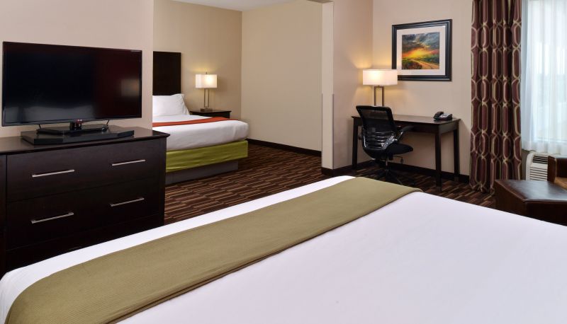 Camera - Holiday Inn Express & Suites ALVA by IHG
