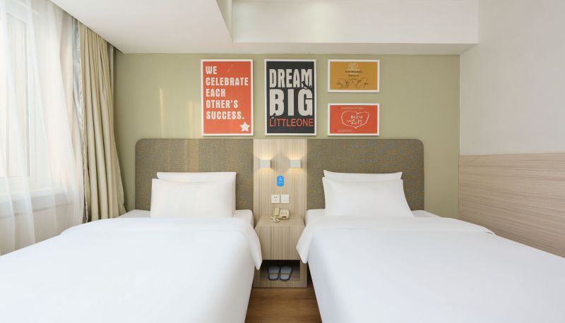 Zimmer - Hanting Dandong Railway Station Hotel Train station