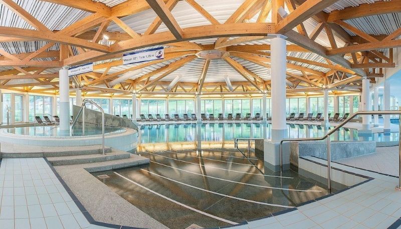 Piscina - Swiss Holiday Park Resort