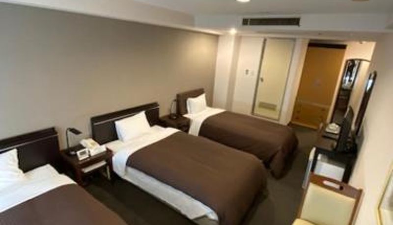 Info - Hotel Yutaka Wing