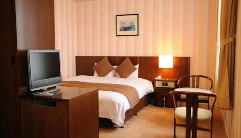 Camera - Yugashima Golf Club & Hotel Resort