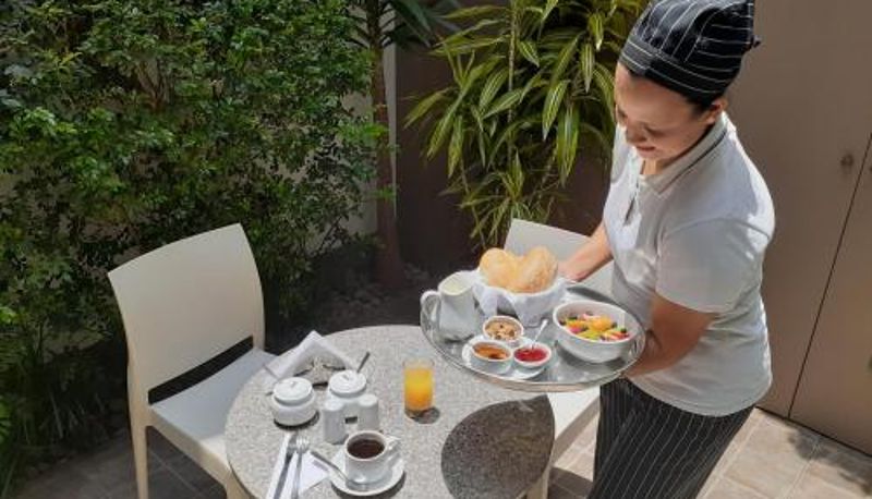 レストラン内の朝食ルーム - Barranco Boutique Hotel by 3B
