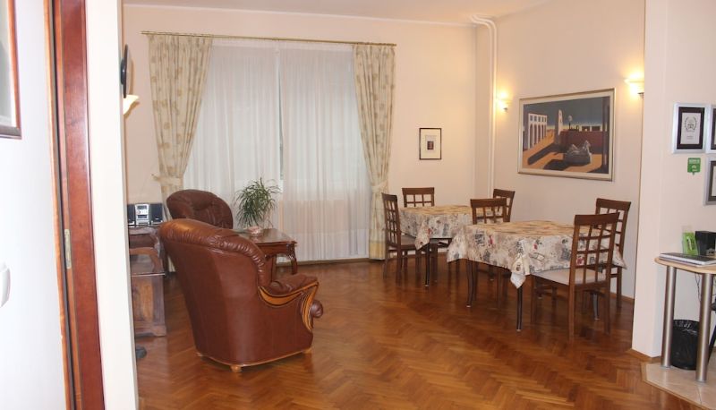 Hal - Casa Ferrari B & B