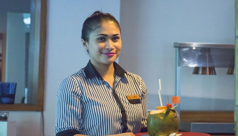 Restaurant - The Beehive