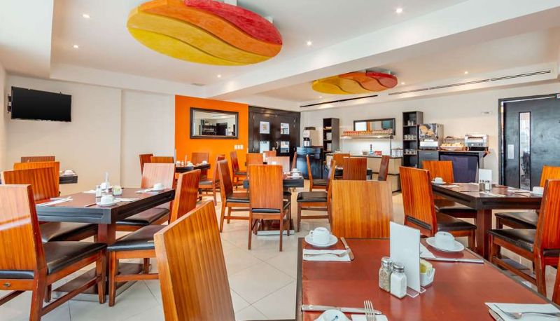 Restaurant - Comfort Inn Cancun Aeropuerto