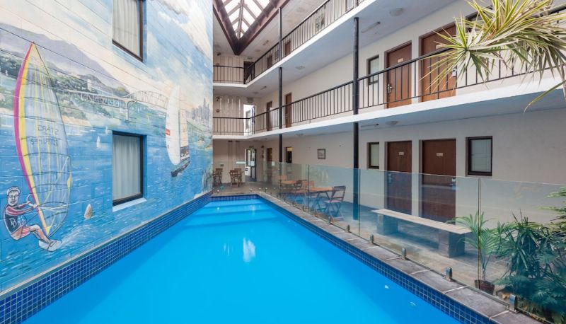 Pool - The Surrey Hotel