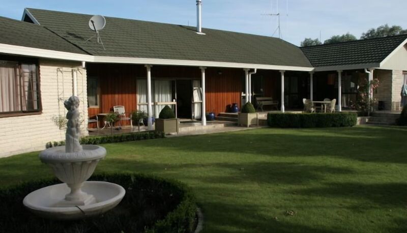 Jardín - Somersal Bed & Breakfast