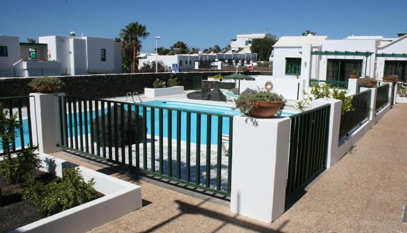 Pool - Apartamentos las Acacias