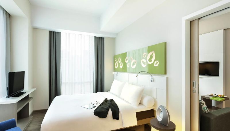 Camera - all seasons Jakarta Thamrin