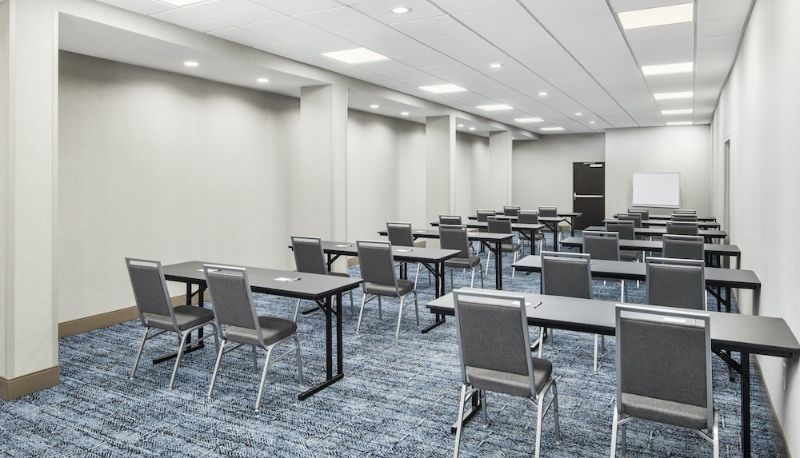 Meeting room - Holiday Inn Express RICHMOND - MIDTOWN by IHG