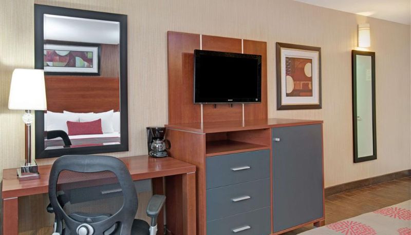 Habitación - Ramada by Wyndham Staten Island
