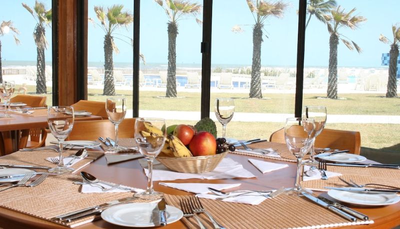 Restaurant - Makai Resort All Inclusive Convention