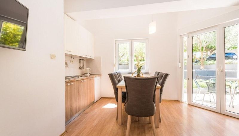Apartment - Villa Mihaela