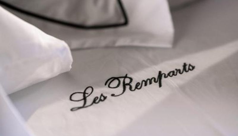 スイート - Les Remparts Hôtels et Demeures Historiques