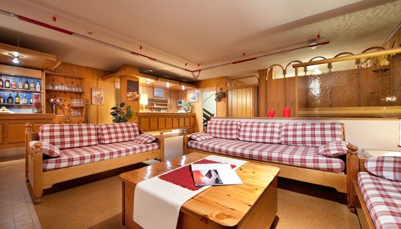 Lobby - Hotel Teola