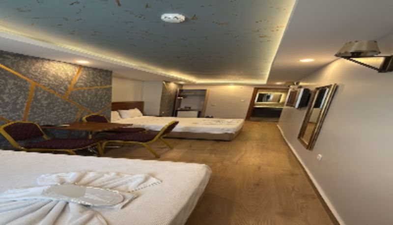 Üç kişilik oda - Hotel Real Life