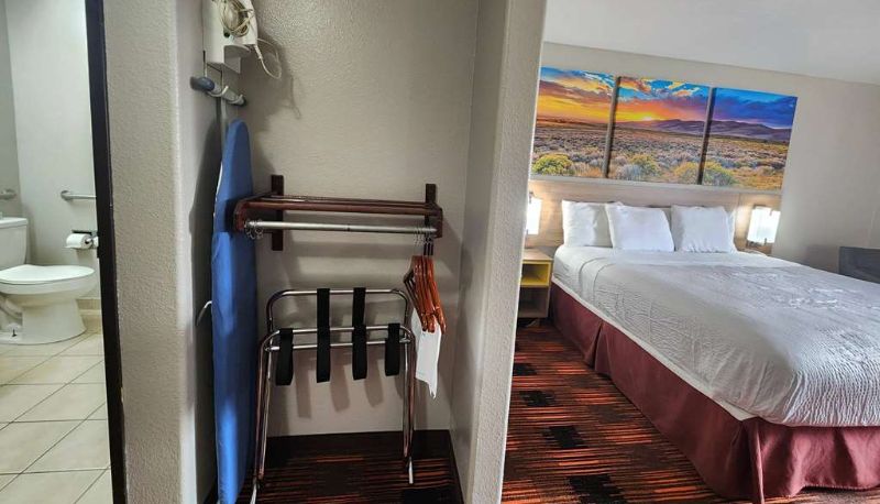 Camera - Days Inn by Wyndham Lumberton
