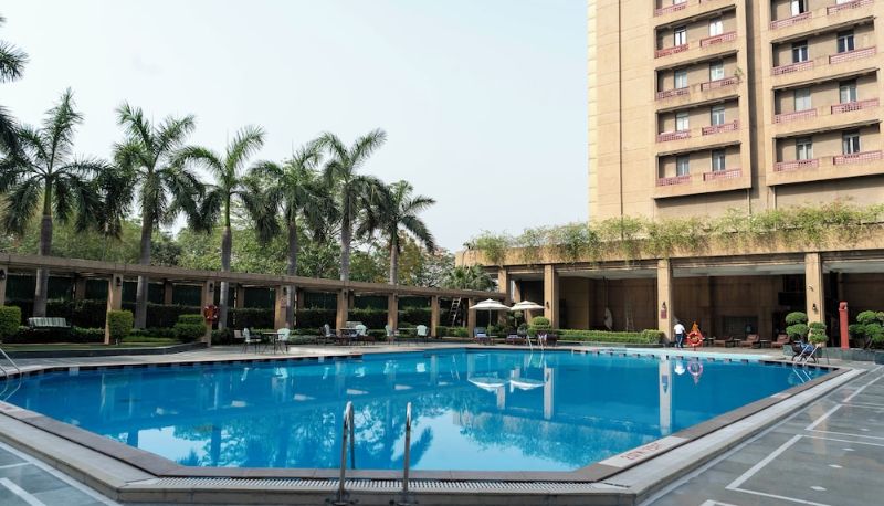 プール - EROS HOTEL NEW DELHI by IHG