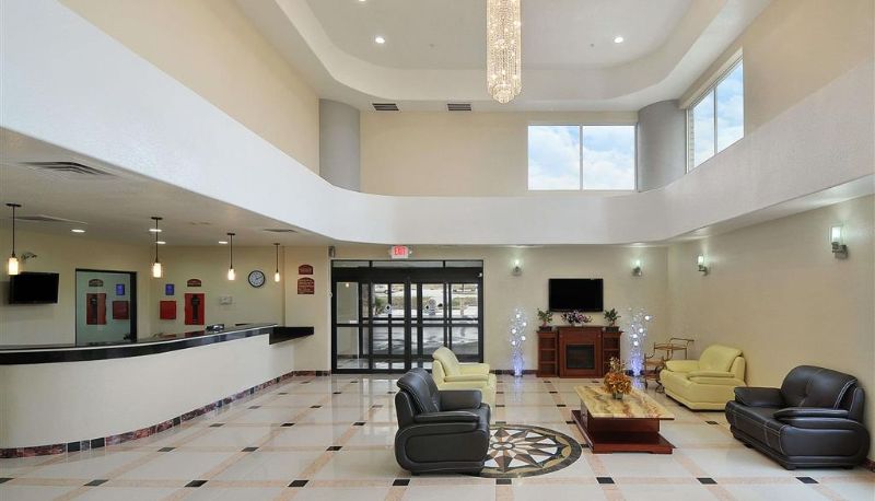 Hall - Ramada by Wyndham South Waco